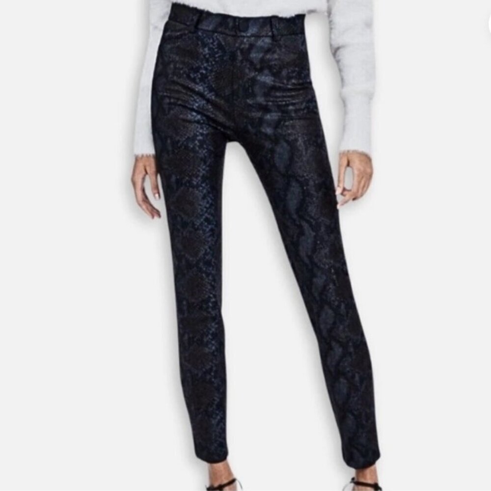 Zara Trafulac Black and Gray Snake Print Skinny Pants Size Small